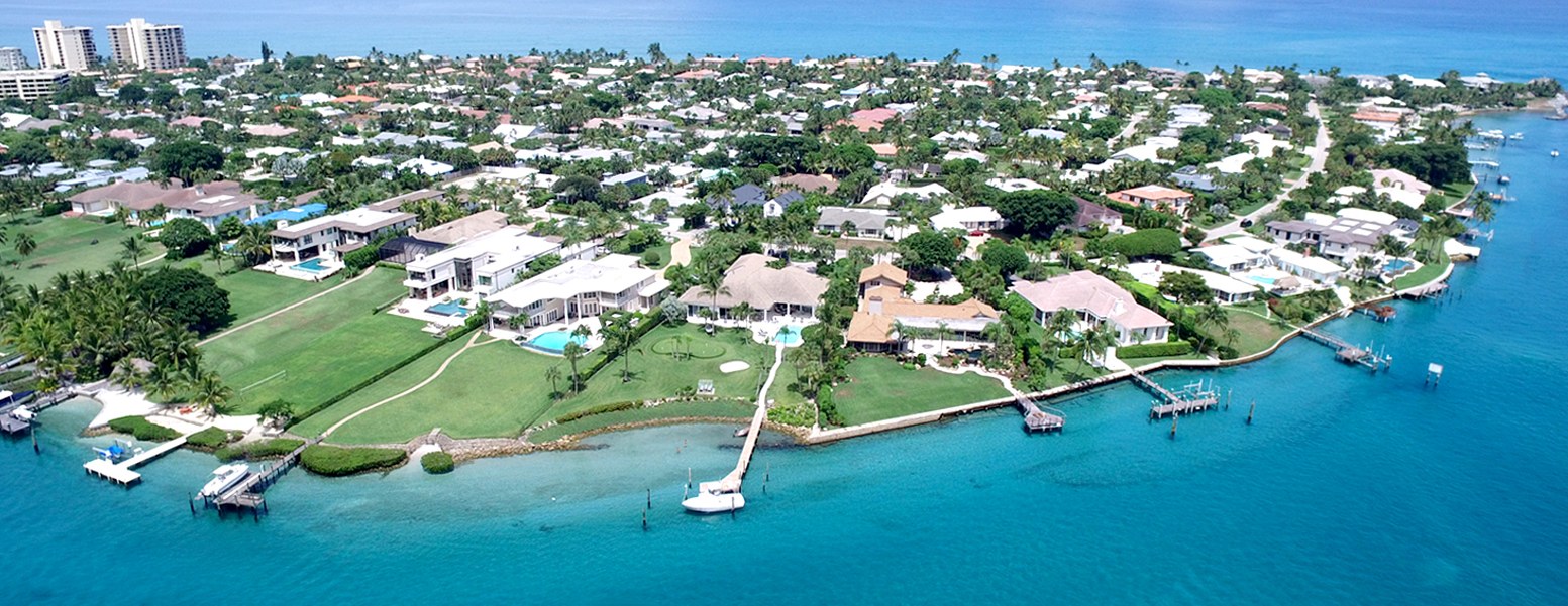 Aerial view of waterfront homes and docks along the Intracoastal