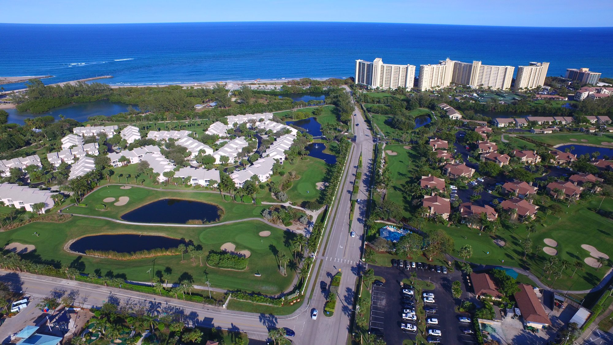 Jupiter Dunes golf course and condominiums with the Atlantic Ocean beyond