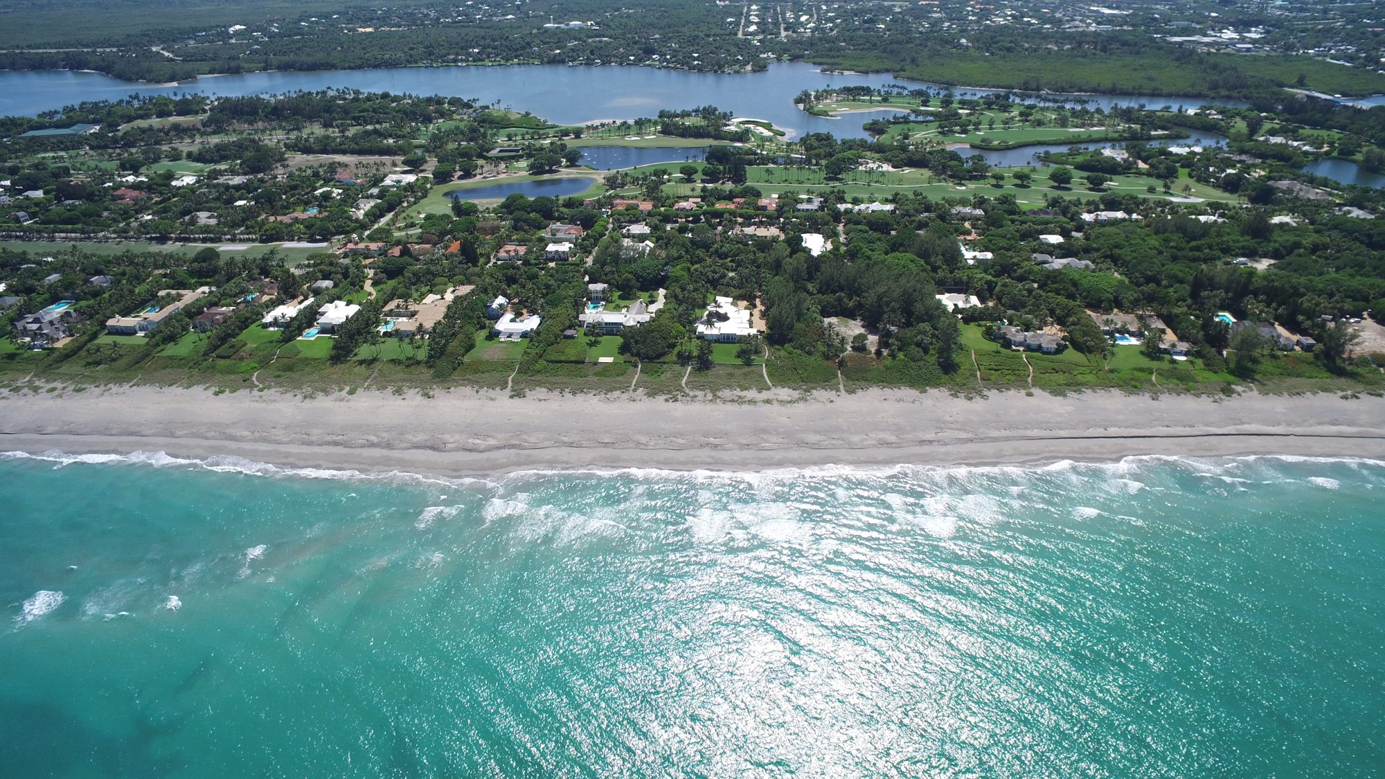 Oceanfront estates and a fairway on Jupiter Island